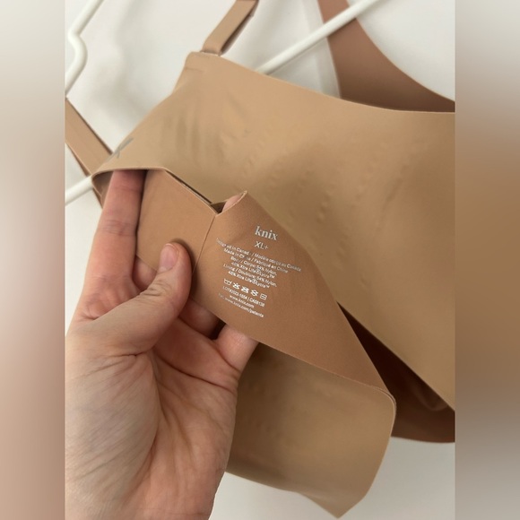 NWOT Knix Revolution V-Neck Bra Tax XL+ - Picture 8 of 9